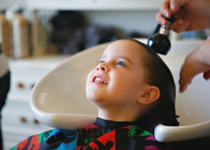 Gyermek hajvágás + mosás, bármilyen hajhosszra
