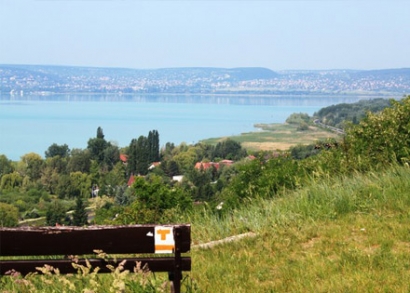 Balatonkenese