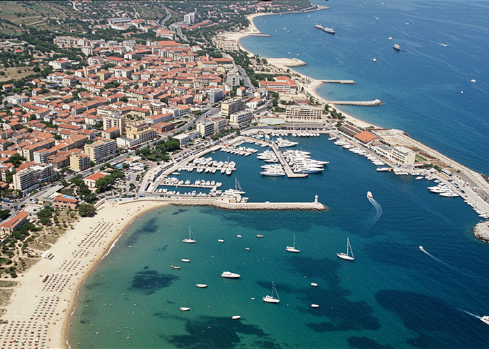 Momidzsi - Japán nagy körutazás októberben, repülőjeggyel, illetékkel, reggelivel, idegenvezetéssel